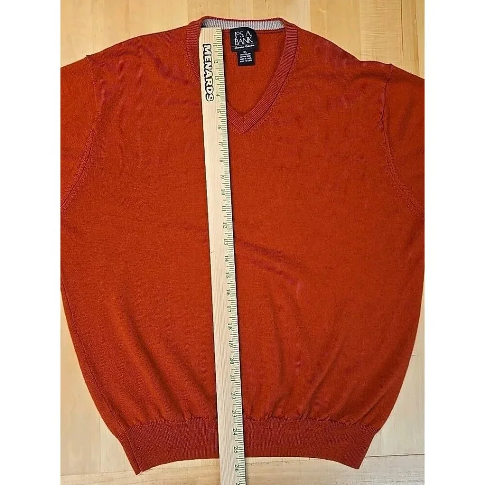 Jos. A. Bank 100% Italian Merino Wool Sweater Mens Size XL V-Neck Burnt Orange